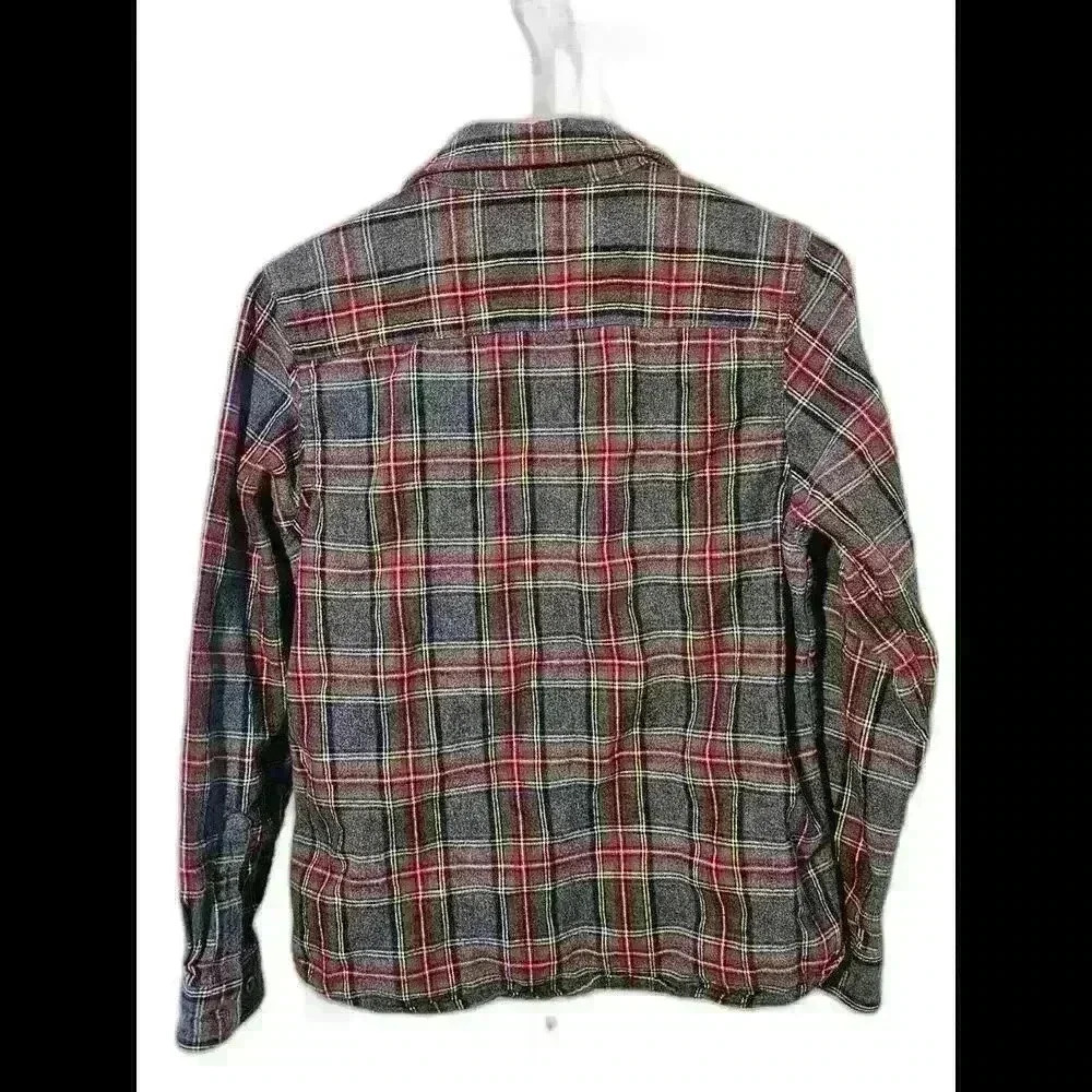 L.L.Bean Relaxed Fit Flannel Shirt - XS - Cozy and Stylish - Picture 2 of 5